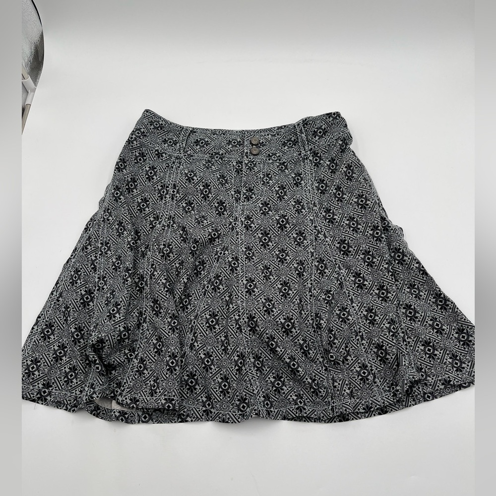 ATHLETA whatever skirt skort. size 0